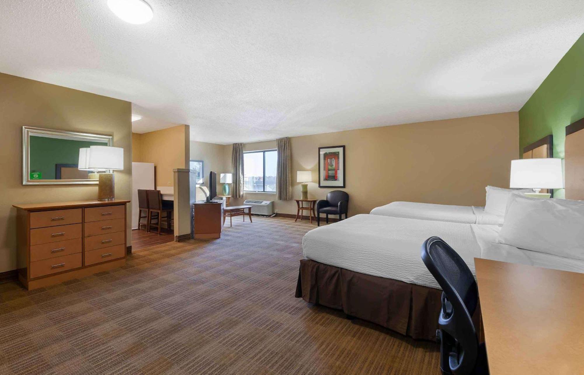 Extended Stay America Select Suites - Madison - Old Sauk Rd Exterior photo
