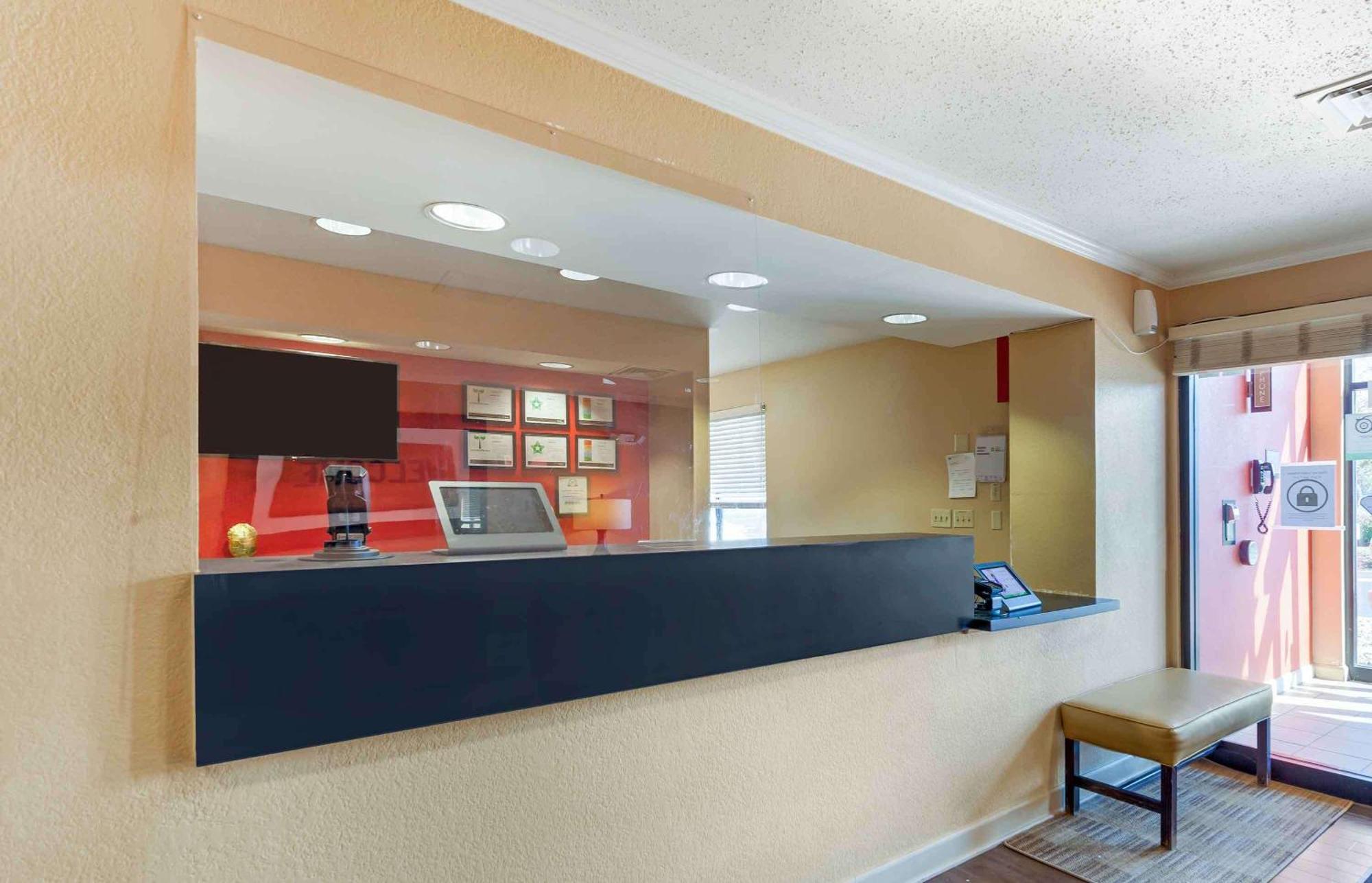 Extended Stay America Select Suites - Madison - Old Sauk Rd Exterior photo