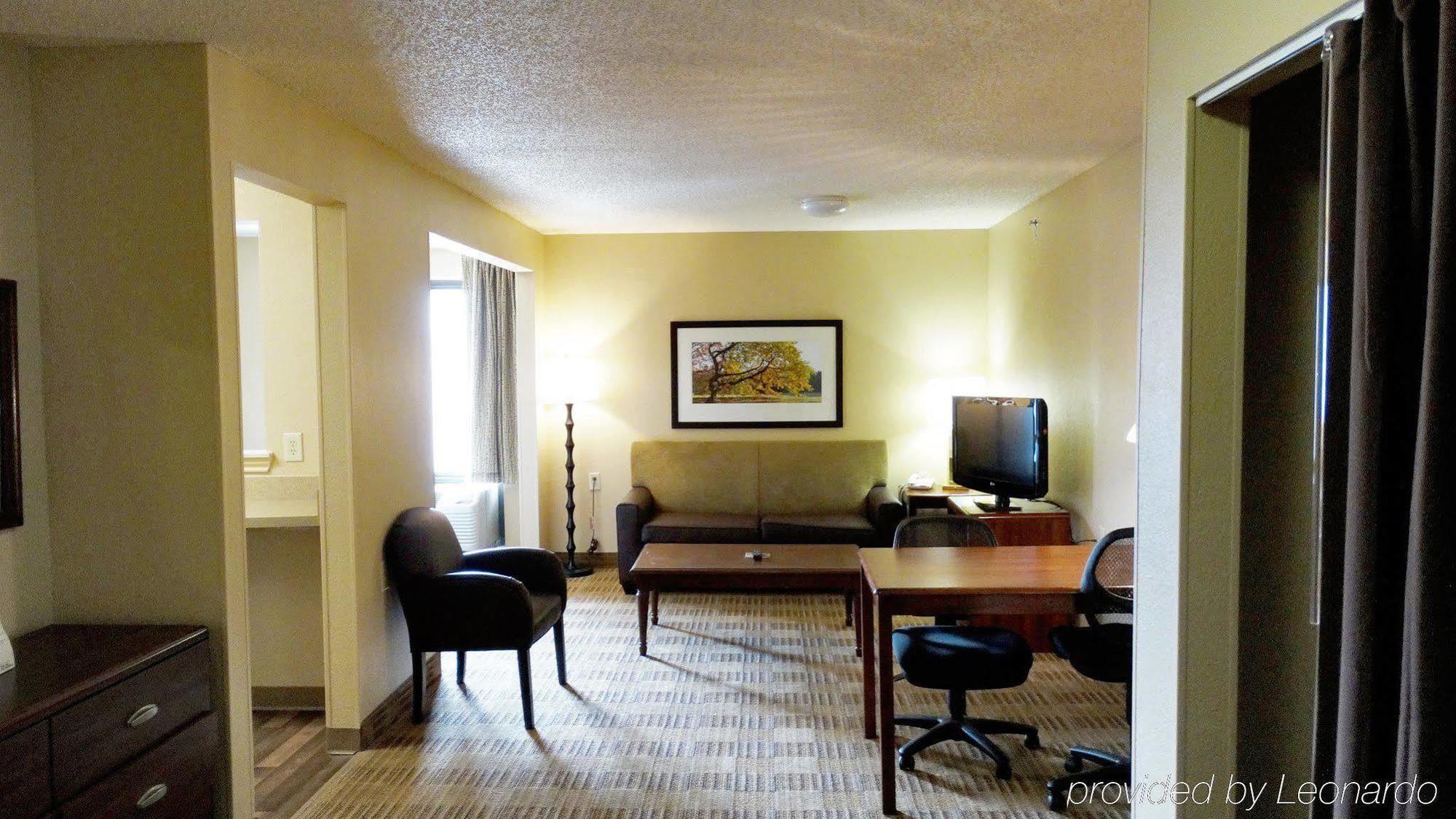 Extended Stay America Select Suites - Madison - Old Sauk Rd Exterior photo